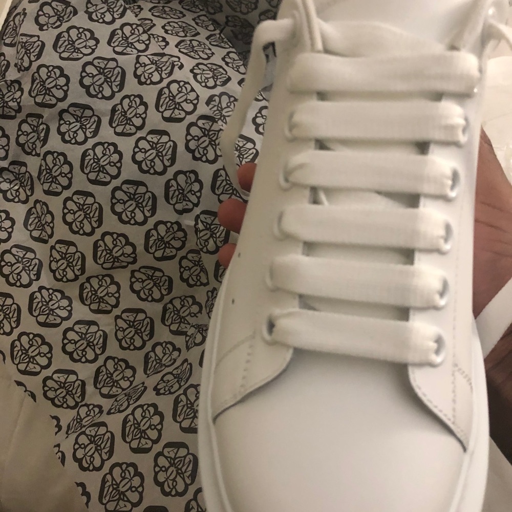 Alexander Mcqueen - image 3